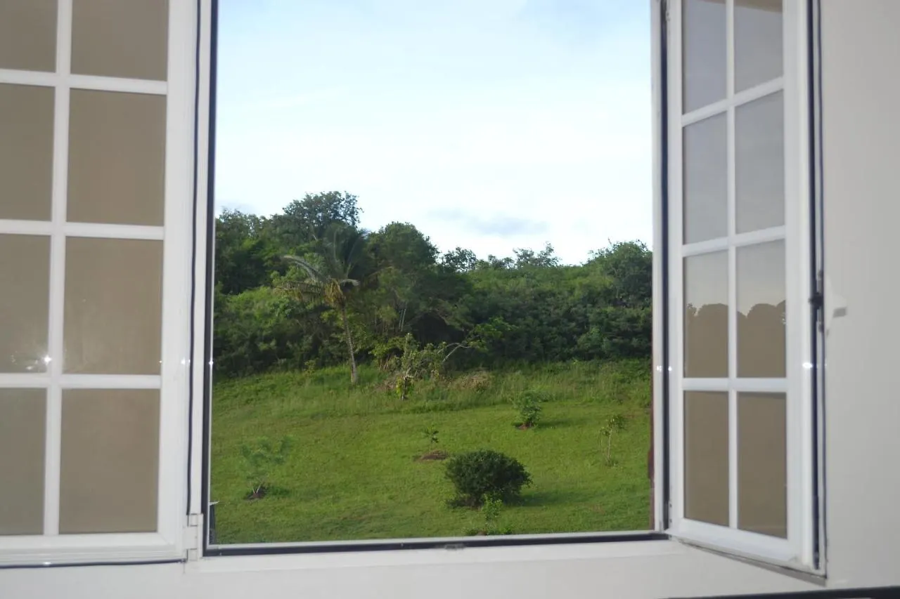 Plumeria Hebergement Tiare Grand-Bourg  0*, Grand-Bourg (Marie Galante)